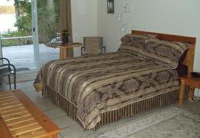 фото отеля Ebb Tide Bed & Breakfast