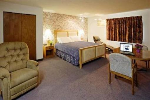 фото отеля Waconia Inn & Suites