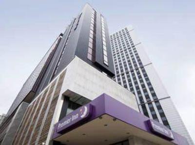фото отеля Premier Inn Leeds City Centre North