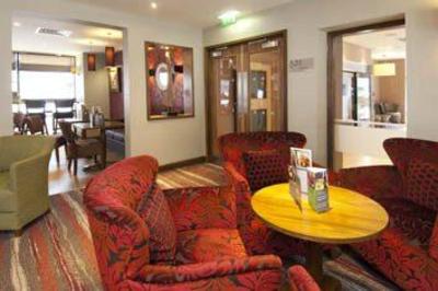 фото отеля Premier Inn Leeds City Centre North