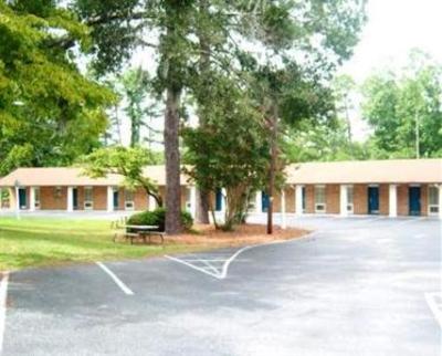фото отеля Americas Best Inn & Suites Wilmington