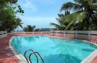 фото отеля Kovalam Beach Resort