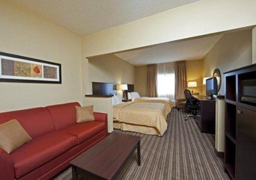фото отеля Saginaw Comfort Suites