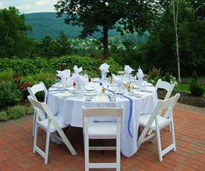 фото отеля Juniper Hill Inn Windsor