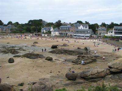 фото отеля Hotel Saint Guirec Et De La Plage Perros-Guirec