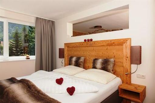 фото отеля Berghof Pension Hotel Pertisau