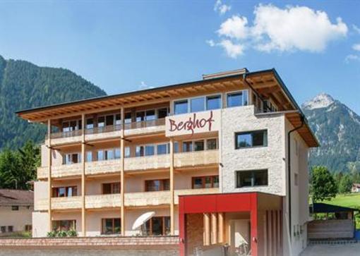 фото отеля Berghof Pension Hotel Pertisau