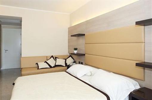 фото отеля Hotel San Carlo Lignano Sabbiadoro