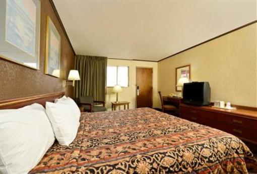 фото отеля Americas Best Value Inn Hannibal