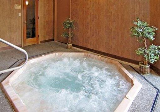 фото отеля Comfort Inn Spokane North