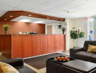 фото отеля Super 8 Motel Airdrie
