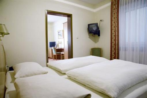 фото отеля Hotel am Schloss Darmstaedter Hof