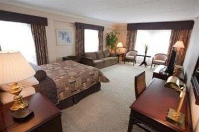 фото отеля Fredericton Inn