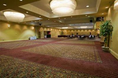 фото отеля Fredericton Inn