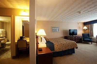 фото отеля Fredericton Inn
