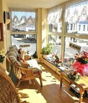 фото отеля Oscars Lodge Guesthouse Torquay