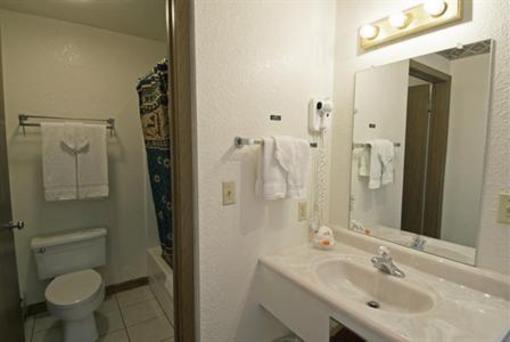 фото отеля Americas Best Value Inn Bighorn Lodge
