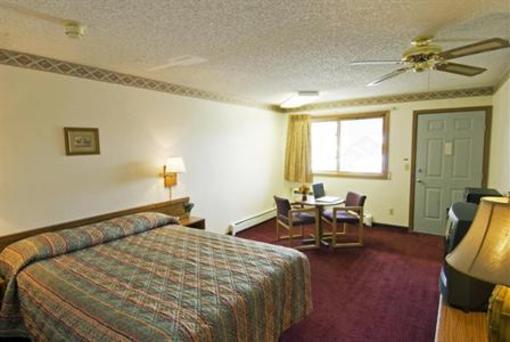 фото отеля Americas Best Value Inn Bighorn Lodge