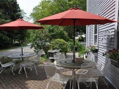 фото отеля Sally Webster Inn