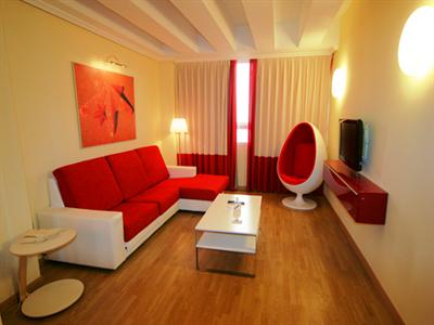 фото отеля Mojacar Beach Apartments