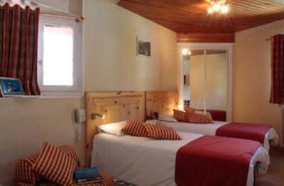 фото отеля L'Ecureuil Hotel Saint-Etienne-de-Tinee