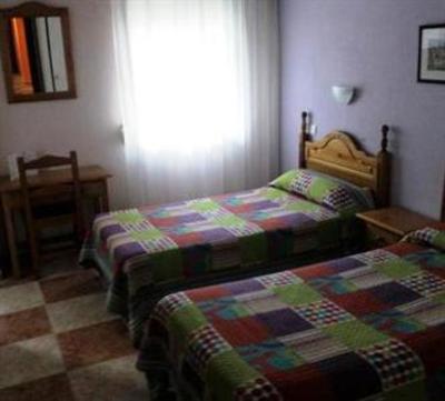 фото отеля Virgen del Rocio II Guest House Torremolinos