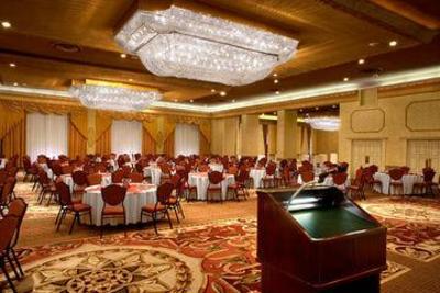 фото отеля Crowne Plaza Niagara Falls - Fallsview