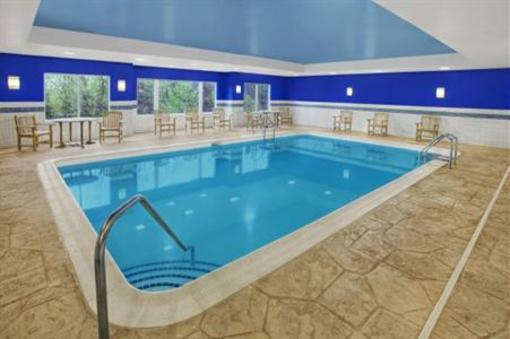 фото отеля Hampton Inn & Suites Yonkers
