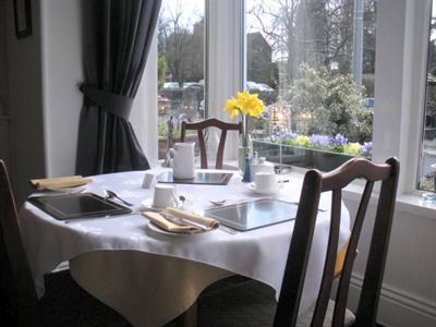 фото отеля Broadlands Guest House Windermere