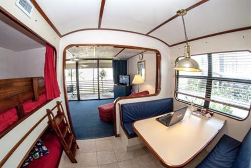 фото отеля Mariners Boathouse & Beach Resort Fort Myers Beach