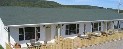 фото отеля Hunter's Mountain Chalets
