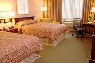 фото отеля Park Plaza Bloomington