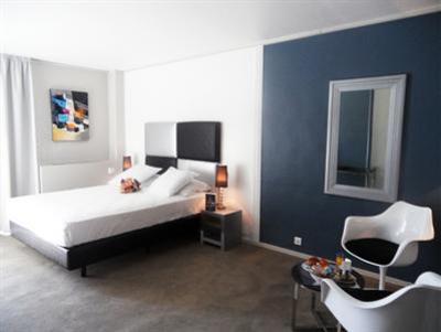 фото отеля Adonis Hotel Avignon Sud