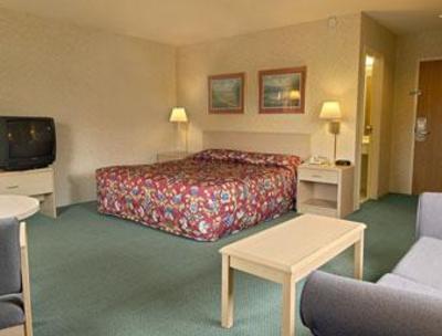 фото отеля Super 8 Webster/Rochester