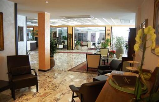 фото отеля Grand Hotel Moroni Finale Ligure