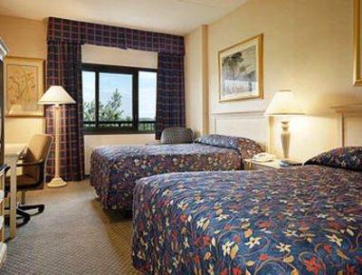 фото отеля Ramada Inn Yonkers