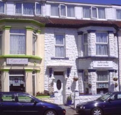 фото отеля Sandcastles Guest House