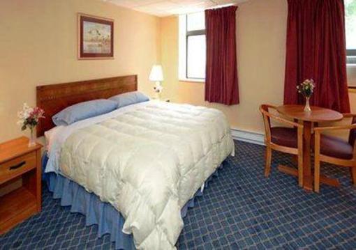 фото отеля Econo Lodge Manchester (New Hampshire)