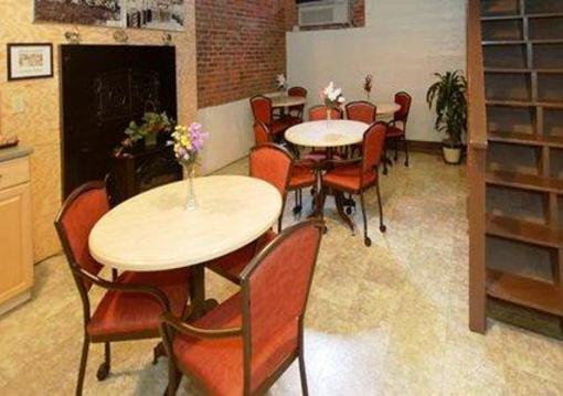 фото отеля Econo Lodge Manchester (New Hampshire)