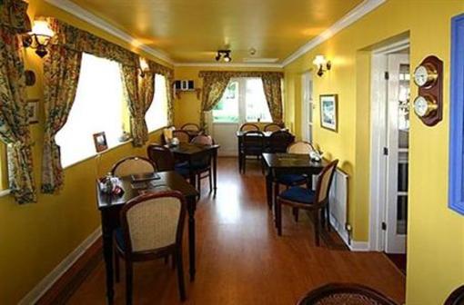 фото отеля White Lodge Guest House