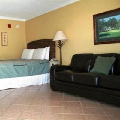 фото отеля Sea & Breeze Hotel Tybee Island