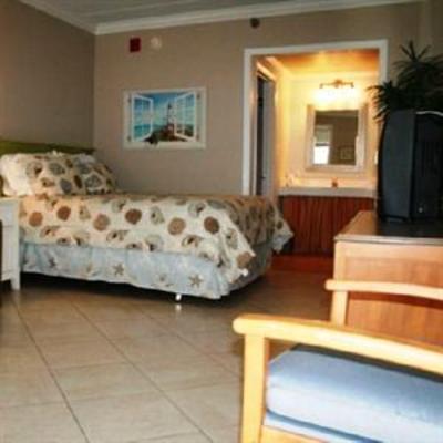 фото отеля Sea & Breeze Hotel Tybee Island