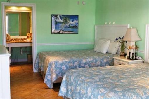 фото отеля Sea & Breeze Hotel Tybee Island
