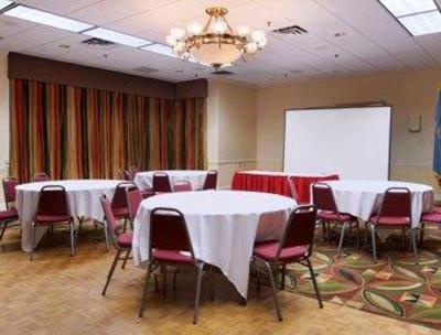 фото отеля Ramada Newark / Wilmington