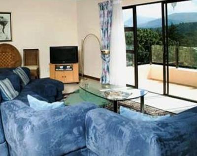 фото отеля Shining Waters Guest House Wilderness