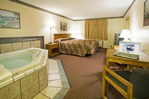 фото отеля Americas Best Value Inn & Suites Thief River Falls