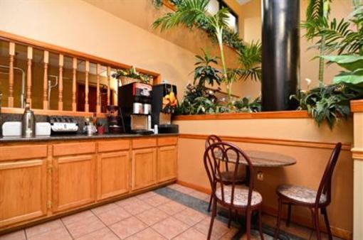 фото отеля Best Western Ridgeland Inn