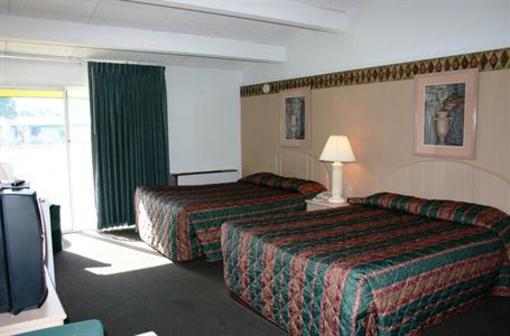 фото отеля Green Gables Inn Lake Wales