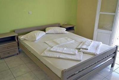 фото отеля Arkadianos Apartments