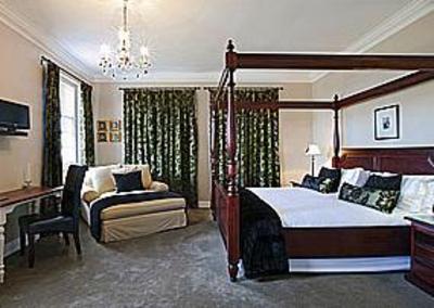 фото отеля Capeblue Manor House Bed and Breakfast Cape Town